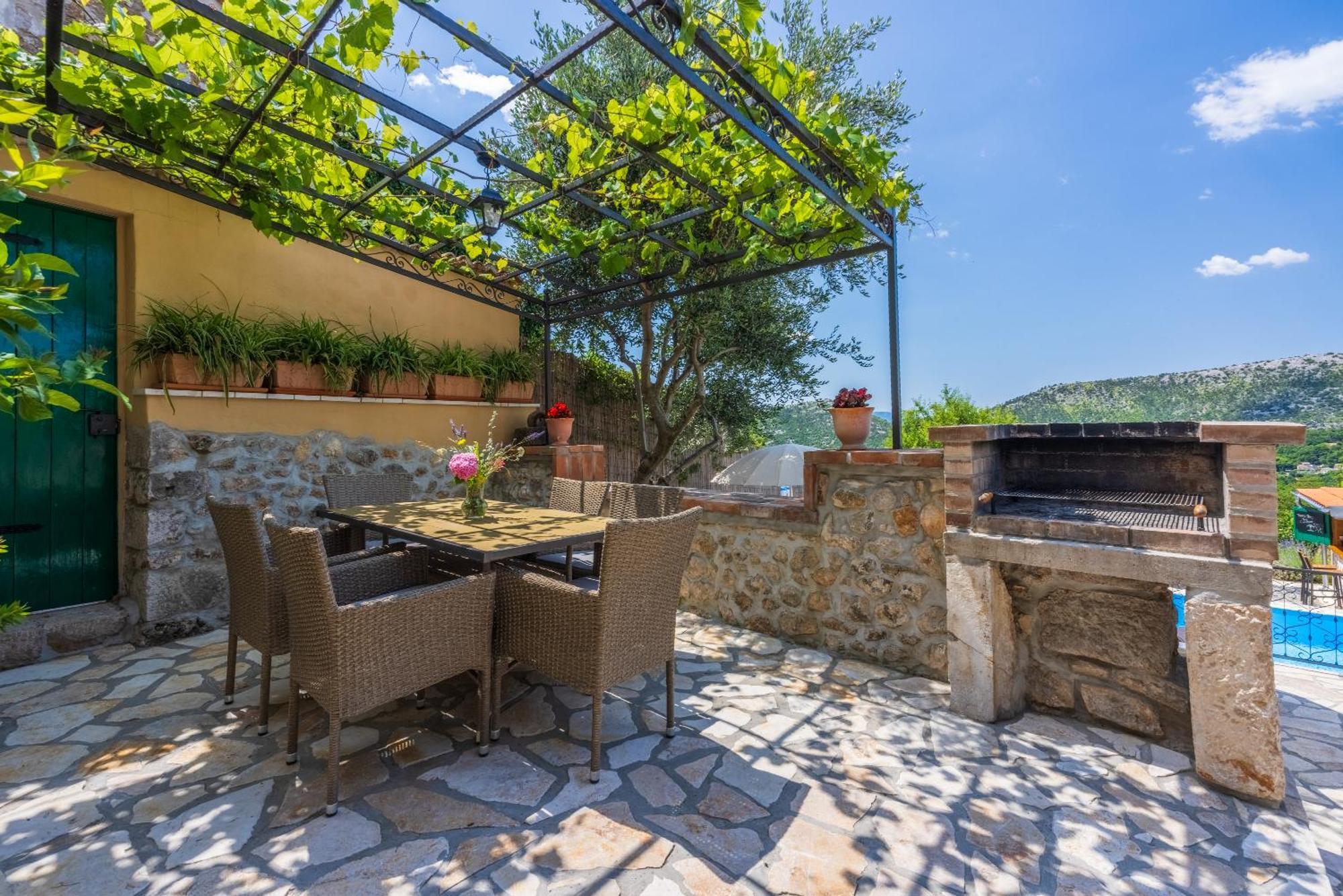 Villa Cocoon - Vacation Home With Heated Pool & Garden Bribir  Exterior foto