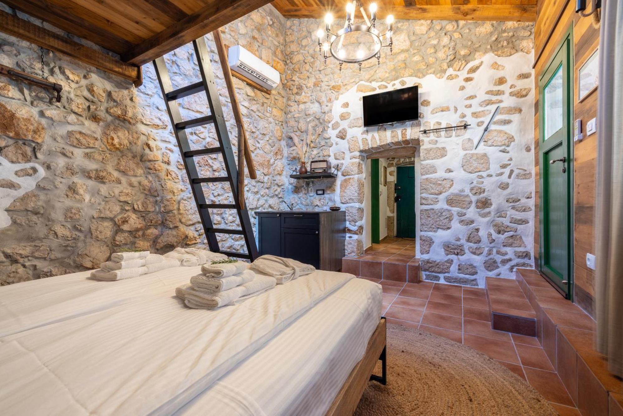 Villa Cocoon - Vacation Home With Heated Pool & Garden Bribir  Exterior foto
