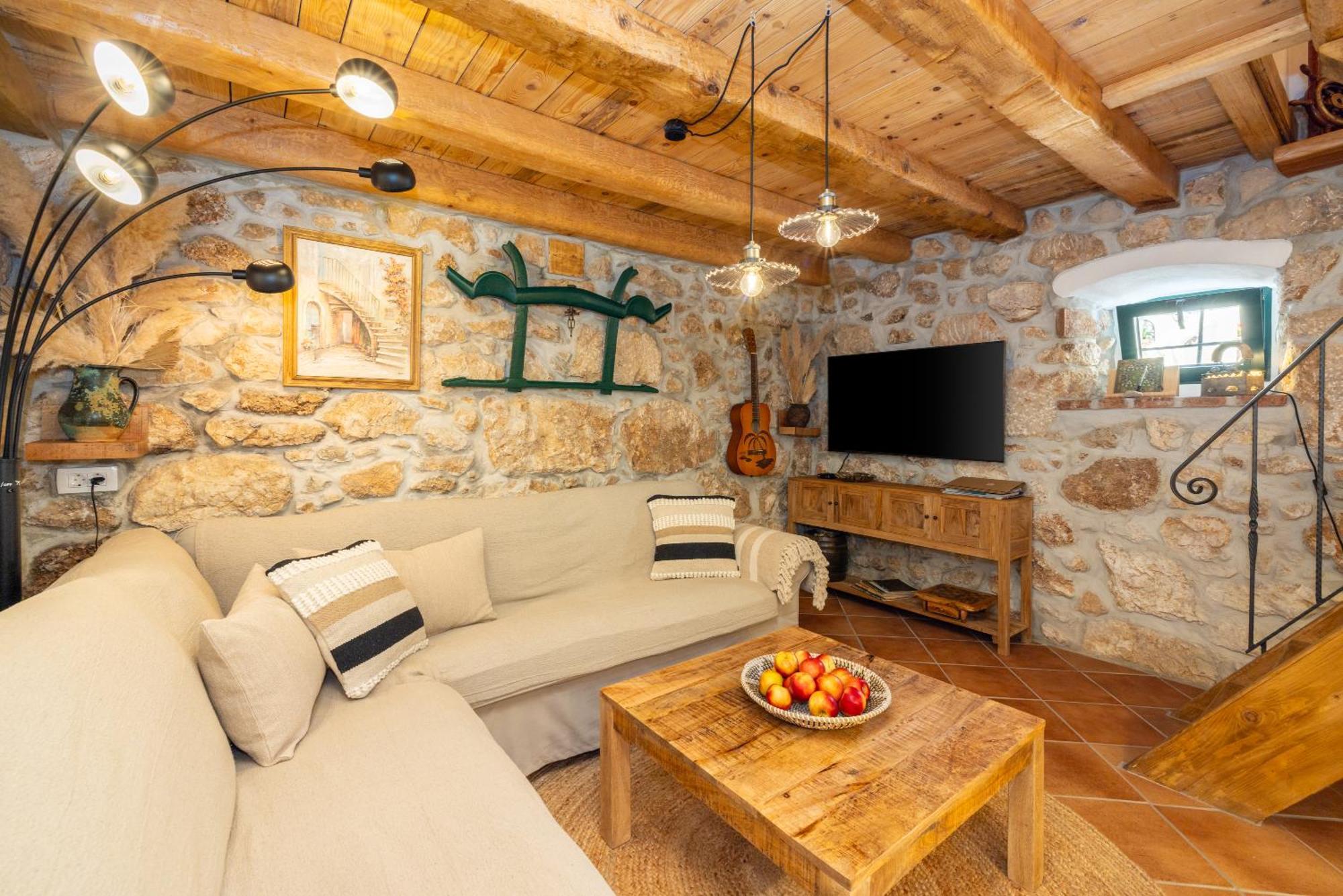 Villa Cocoon - Vacation Home With Heated Pool & Garden Bribir  Exterior foto